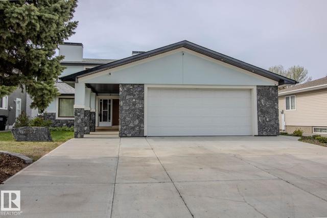 7007 10 Avenue NW  Edmonton, AB T6K 2T9