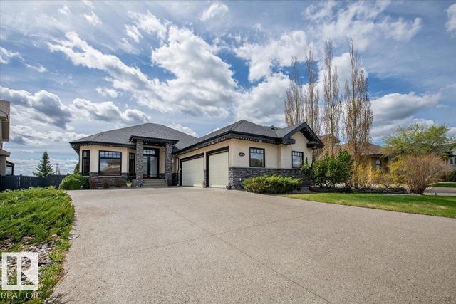 2413 Tegler Green NW  Edmonton, AB T6R 3K2