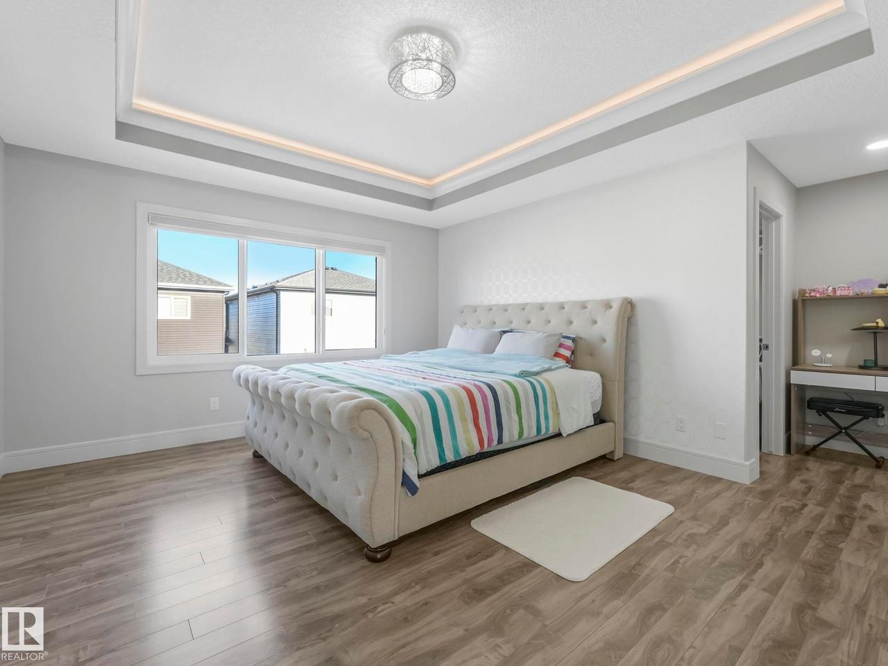 8641 Mayday Wynd Sw, Edmonton, AB - Indoor Photo Showing Bedroom