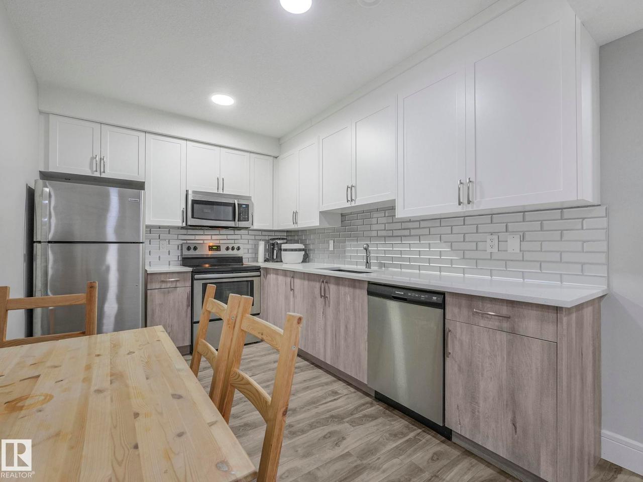 8641 Mayday Wynd Sw, Edmonton, AB - Indoor Photo Showing Kitchen With Upgraded Kitchen