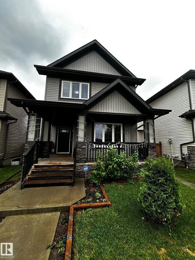 1868 30 Street NW  Edmonton, AB T6T 0N6