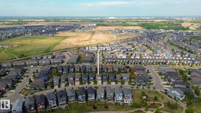 8508 219 Street  Edmonton, AB T5T 7C9