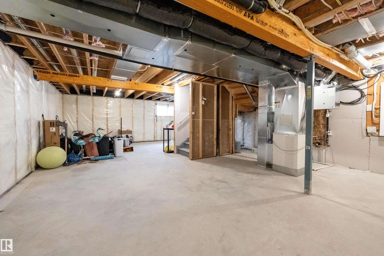2120 Muckleplum Crescent Sw, Edmonton, AB - Indoor Photo Showing Basement