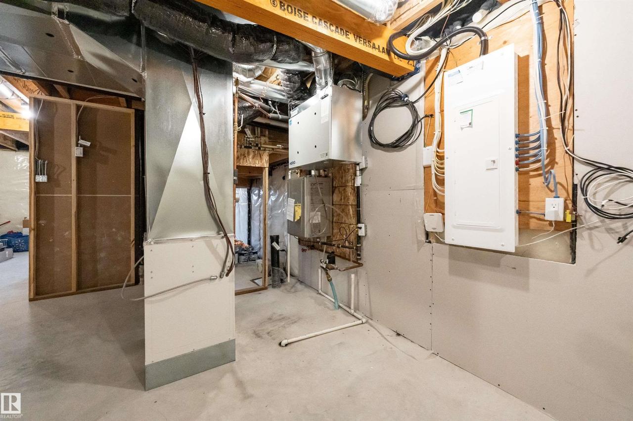 2120 Muckleplum Crescent Sw, Edmonton, AB - Indoor Photo Showing Basement