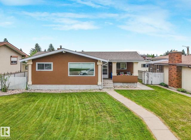 13807 92 Street NW  Edmonton, AB T5E 3S1