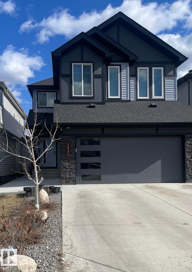 1033 CHRISTIE VISTA Vista SW  Edmonton, AB T6W 4W8