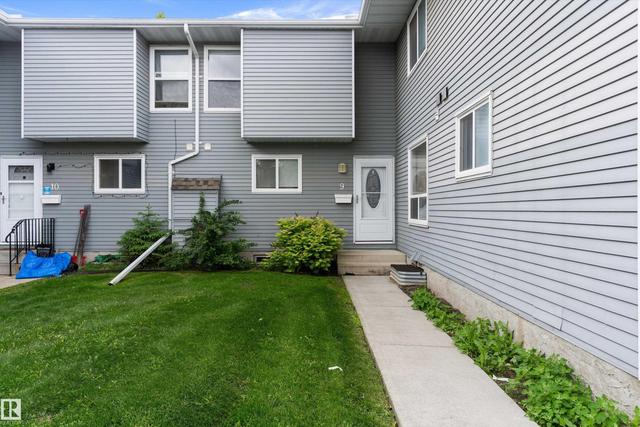 #9 4403 RIVERBEND RD NW  Edmonton, AB T6H 5S9