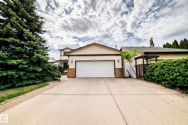 18931 92 Avenue NW  Edmonton, AB T5T 5R1