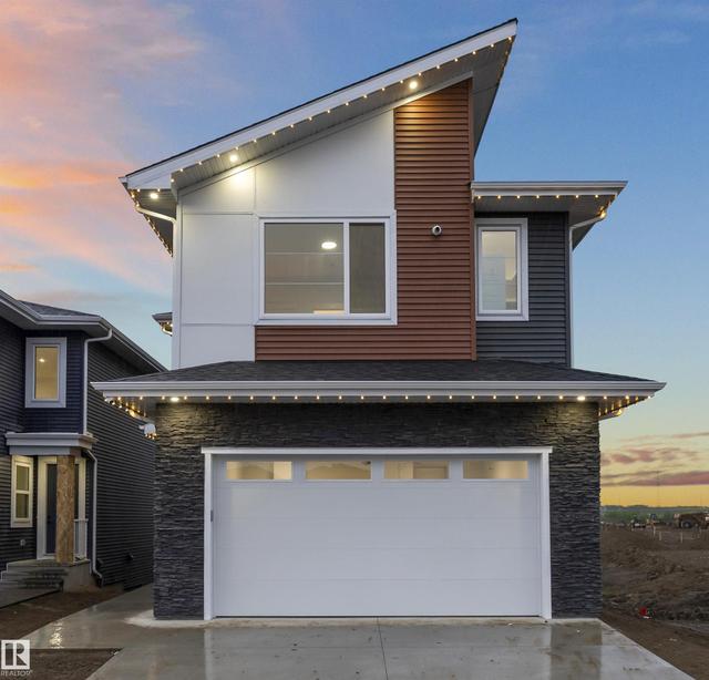 3305 CHICKADEE Drive NW  Edmonton, AB T5S 0V5