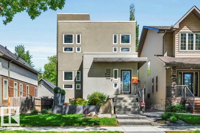 11339 67 Street NW  Edmonton, AB T5B 1L2