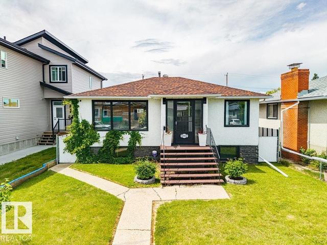 10932 151 Street NW  Edmonton, AB T5P 1W1