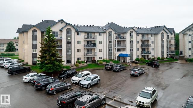 #324 6720 158 AV NW  Edmonton, AB T5Z 3B1