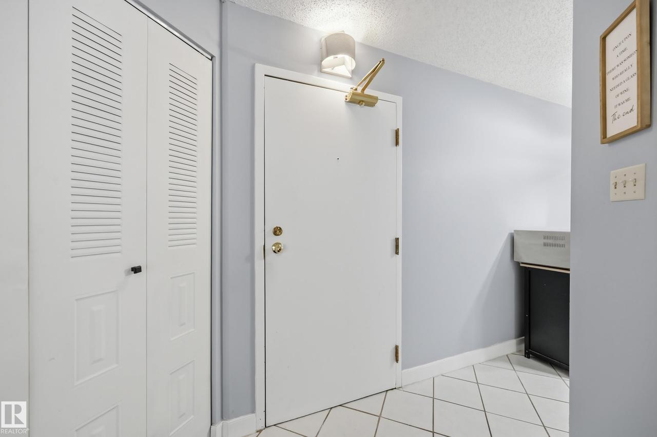 #200 10149 Saskatchewan Dr Nw, Edmonton, AB - Indoor Photo Showing Other Room