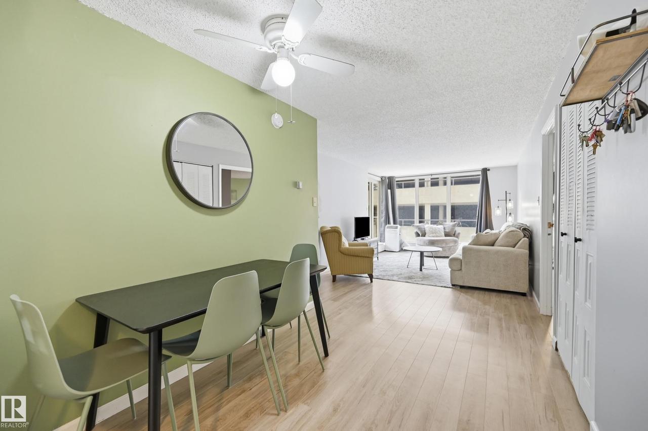 #200 10149 Saskatchewan Dr Nw, Edmonton, AB - Indoor