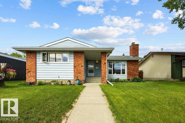 14612 117A Street NW  Edmonton, AB T5X 1K2
