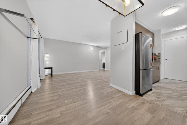 #202 10615 156 ST NW  Edmonton, AB T5P 2S2