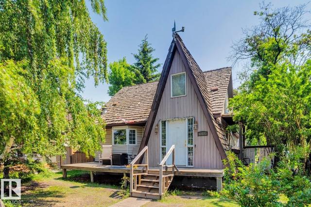 12223 107 Street NW  Edmonton, AB T5G 2S9