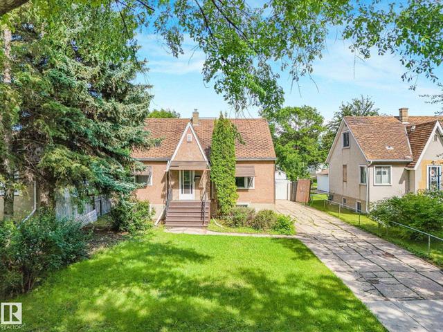 12215 103 Street NW  Edmonton, AB T5G 2K2