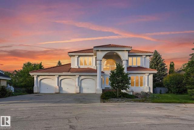 154 OSLAND Drive NW  Edmonton, AB T6R 2A1