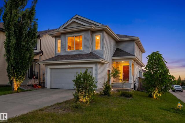 512 59 Street SW  Edmonton, AB T6X 0E9