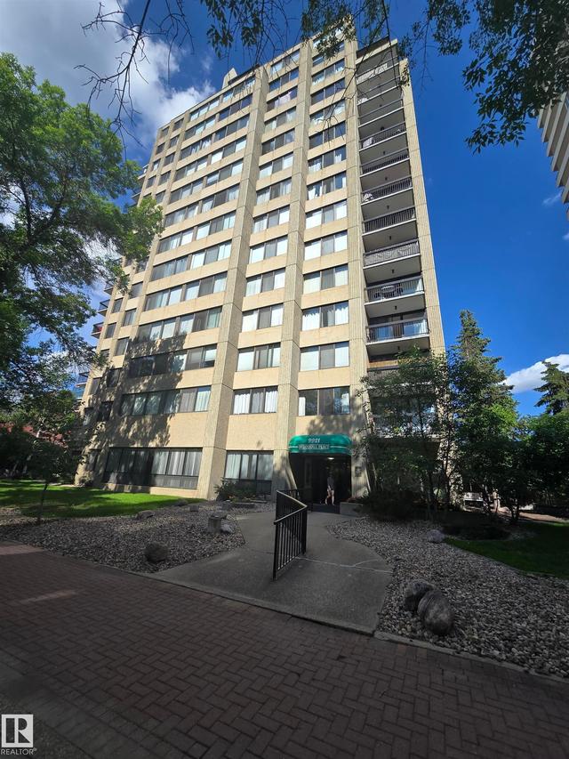 1204 9921 104 Street  Edmonton, AB T5K 2K3
