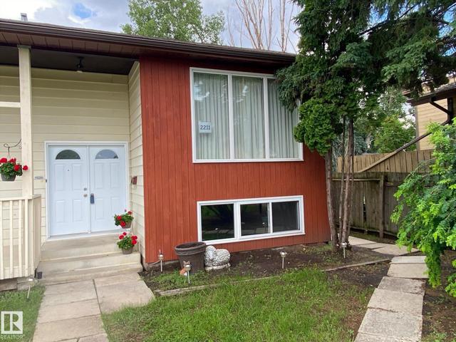 2211 MILLBOURNE Road NW  Edmonton, AB T6K 0Y3