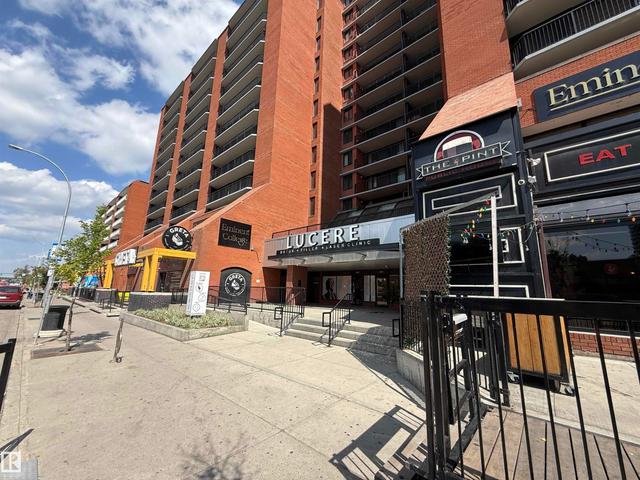 #409 10145 109 st NW  Edmonton, AB T5J 3M5
