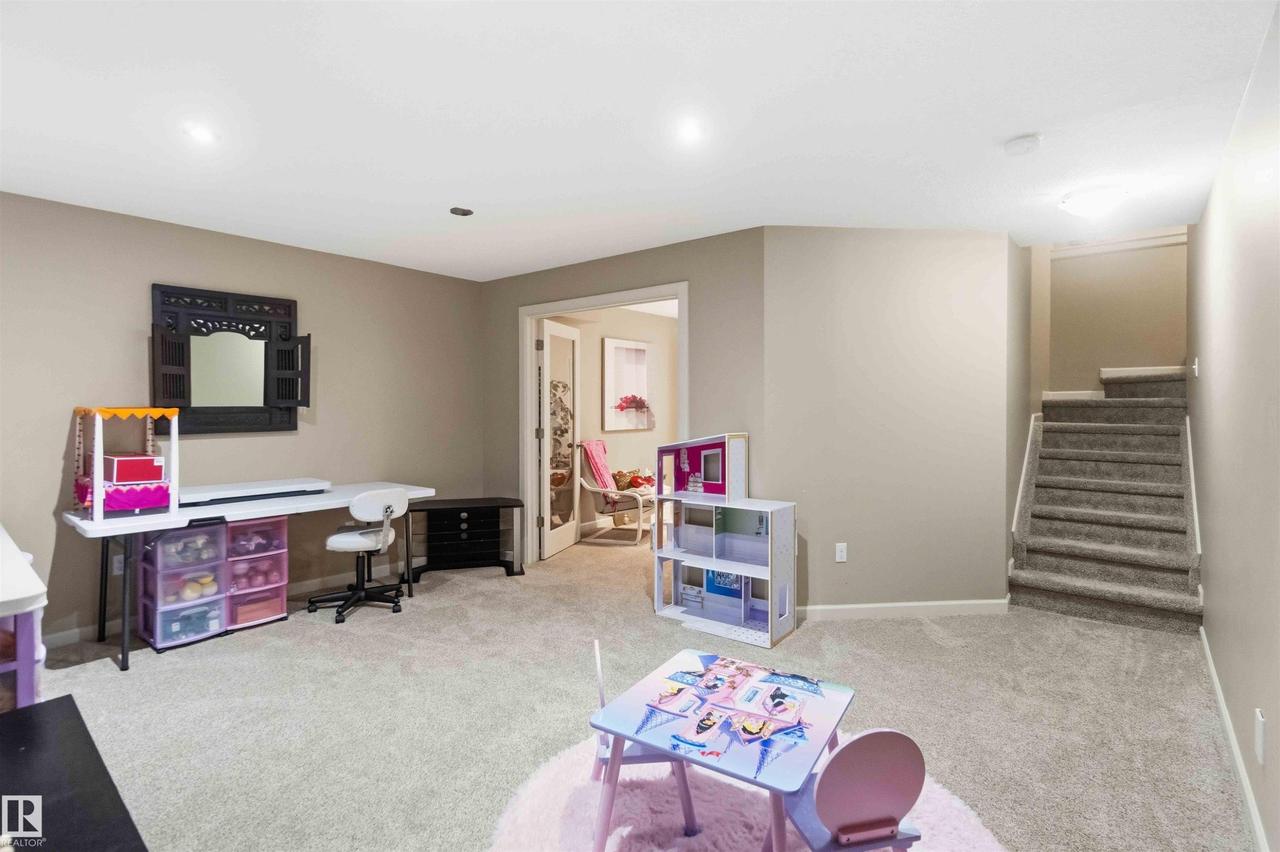 20032 131 Avenue Nw, Edmonton, AB - Indoor