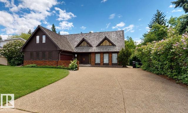 55 QUESNELL Road NW  Edmonton, AB T5R 5N1