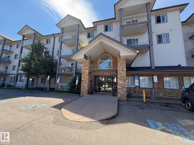 #205 3425 19 ST NW  Edmonton, AB T6T 2B5