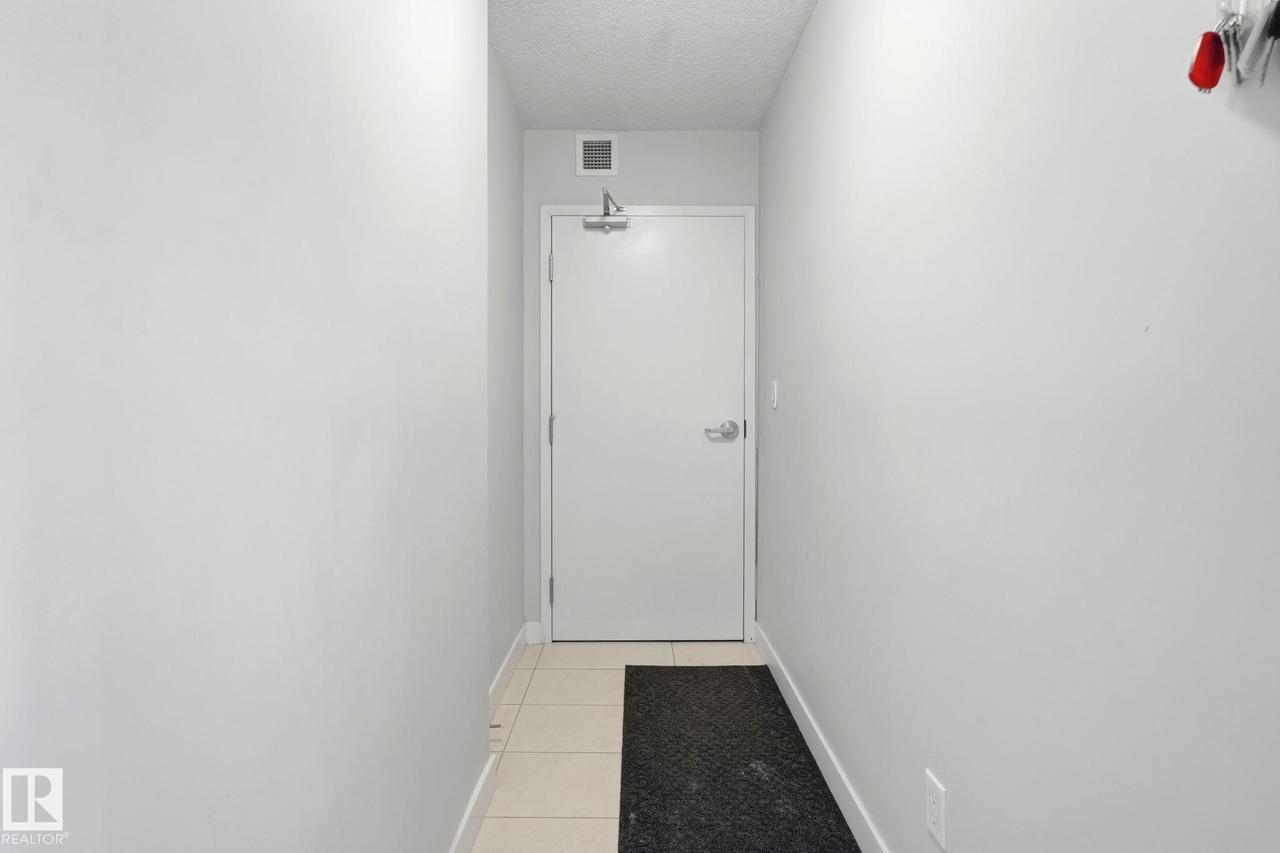 #125 5151 Windermere Boulevard Sw, Edmonton, AB - Indoor Photo Showing Other Room