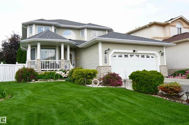8504 160A Avenue  Edmonton, AB T5Z 3K2
