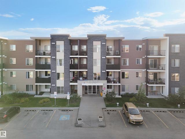 #313 11820 22 AV SW  Edmonton, AB T6W 2A2