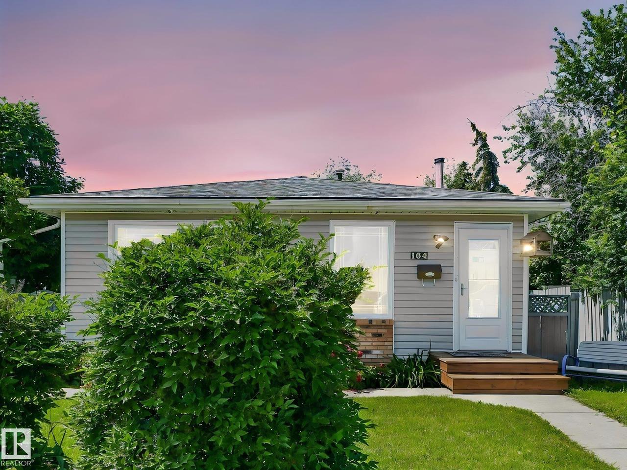 164 Warwick Road Nw, Edmonton, AB - Outdoor