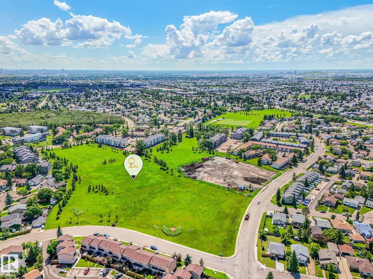 164 Warwick Road Nw, Edmonton, AB - Outdoor With View