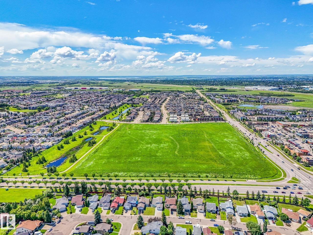 164 Warwick Road Nw, Edmonton, AB - Outdoor With View