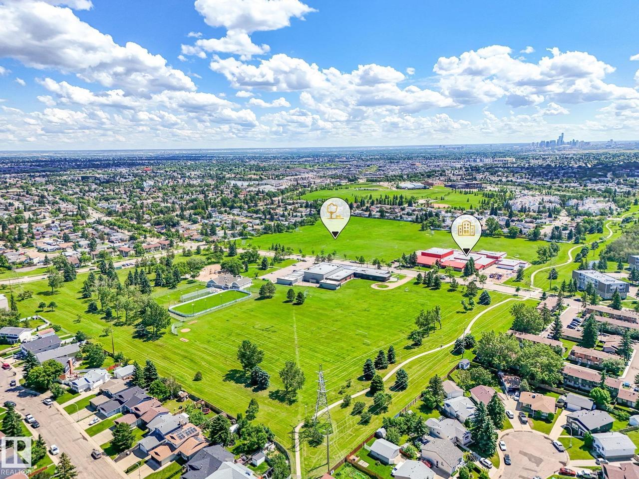 164 Warwick Road Nw, Edmonton, AB - Outdoor With View