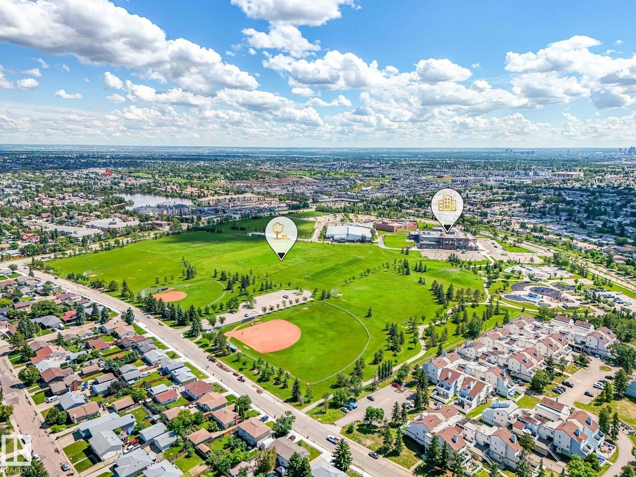 164 Warwick Road Nw, Edmonton, AB - Outdoor With View