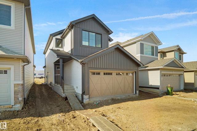 17703 7 Street  Edmonton, AB T5Y 4E7