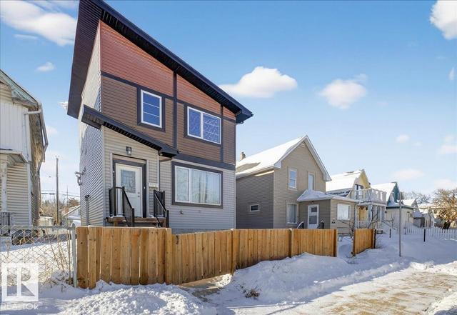 #1 11616 82 ST NW  Edmonton, AB T5B 2V8