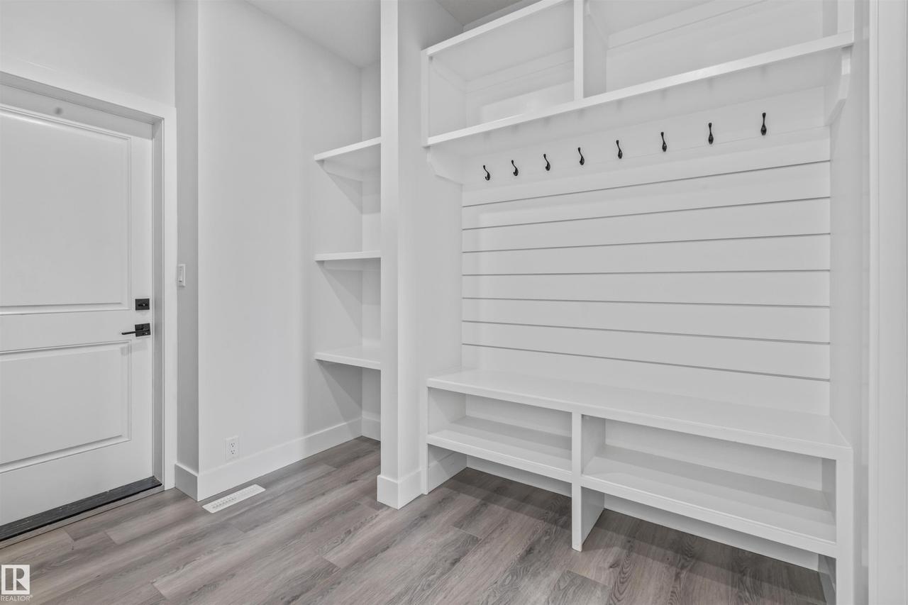 190 Elliott Wynd, Fort Saskatchewan, AB - Indoor