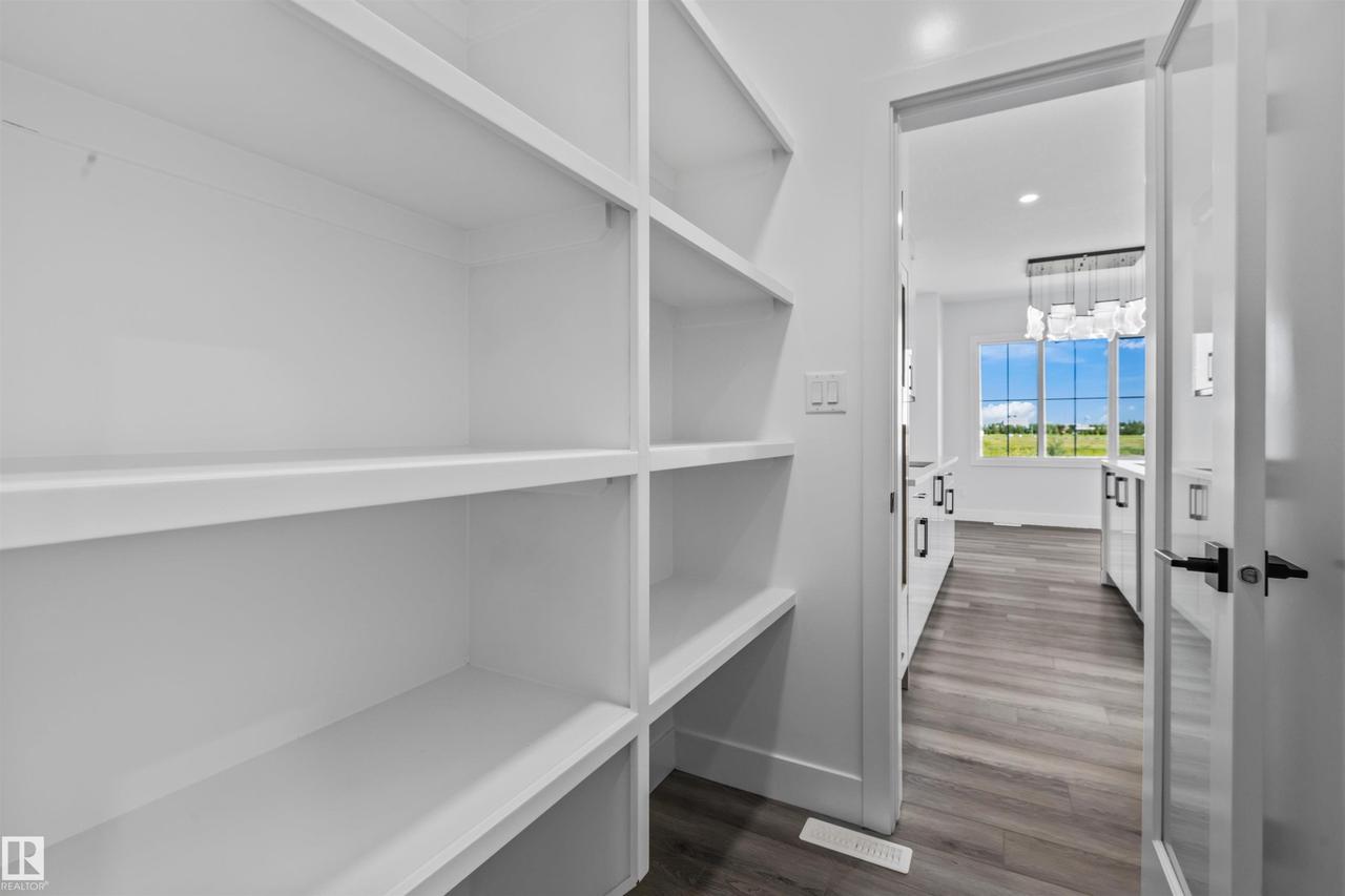 190 Elliott Wynd, Fort Saskatchewan, AB - Indoor