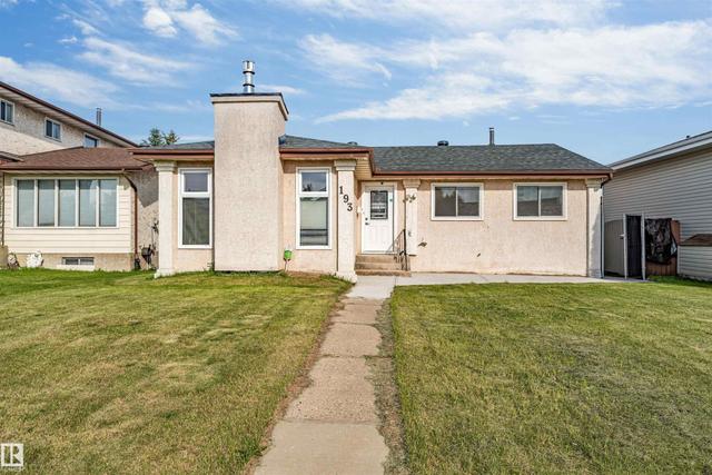 193 WOODVALE Road NW  Edmonton, AB T6L 1E7