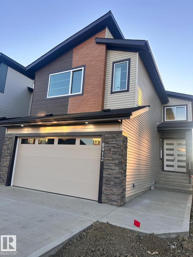 8912 MAYDAY Way SW  Edmonton, AB T6X 3E6