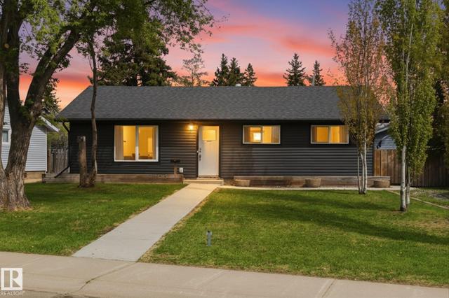 10945 164 Street NW  Edmonton, AB T5P 3S2