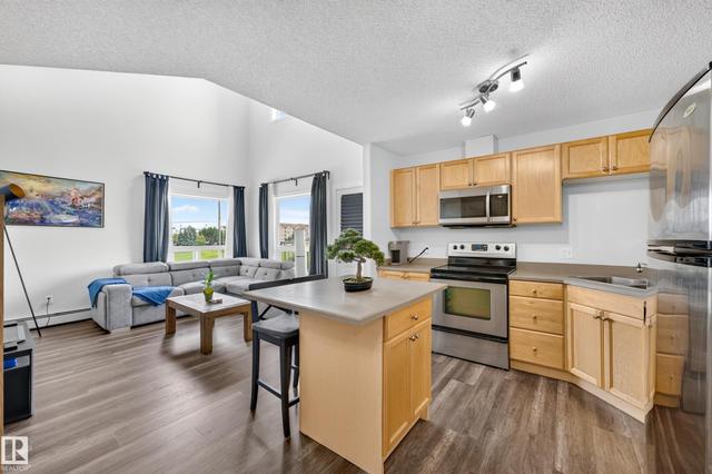 #2420 320 CLAREVIEW STATION DR NW  Edmonton, AB T5Y 0E5