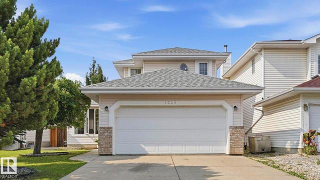 1225 KANE Wynd NW  Edmonton, AB T6L 6X7