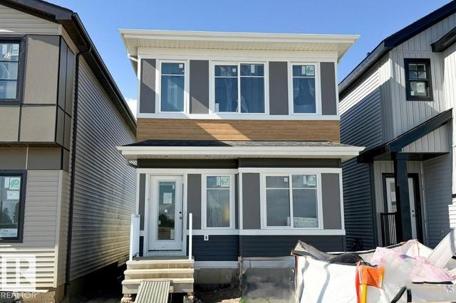 2744 7 Avenue SW  Edmonton, AB T6X 1N8