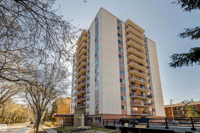 #103 11007 83 AV NW  Edmonton, AB T6G 0T9