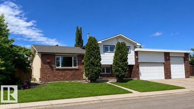 7312 137 Avenue NW  Edmonton, AB T5C 2L5